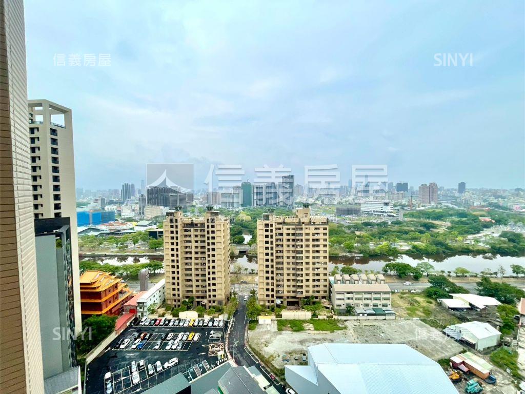 心悅龍灣稀有高樓三房平車房屋室內格局與周邊環境