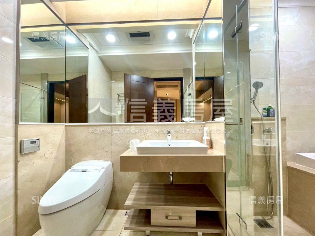 心悅龍灣稀有高樓三房平車房屋室內格局與周邊環境