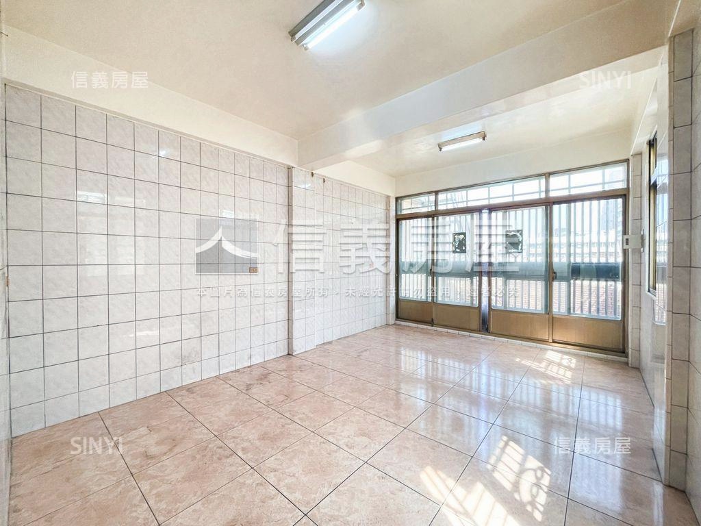 哈瑪星邊間採光美透天讚房屋室內格局與周邊環境