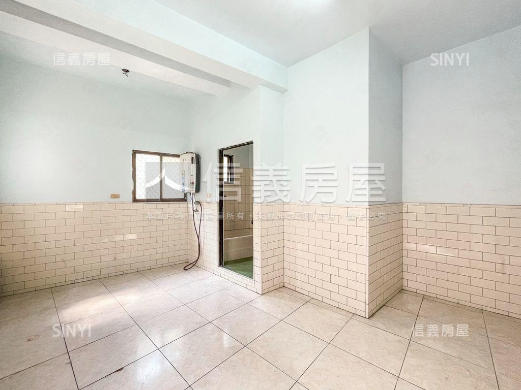 哈瑪星邊間採光美透天讚房屋室內格局與周邊環境