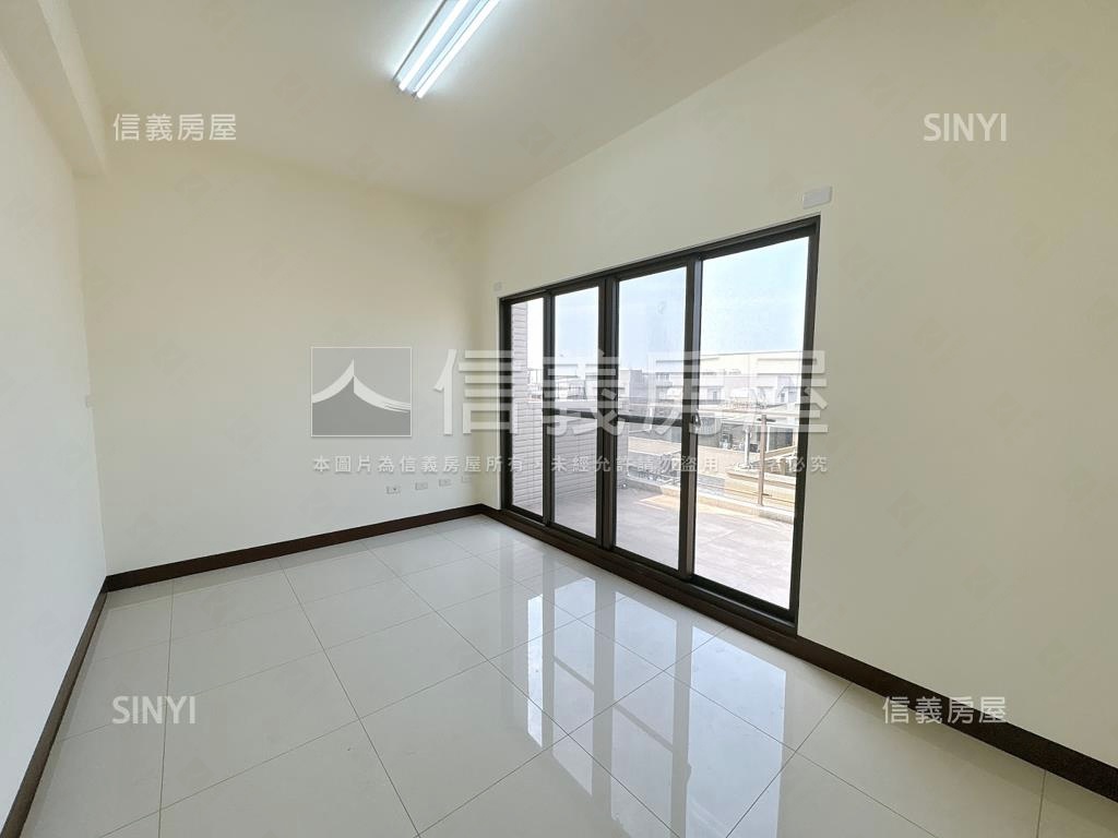 近市場商圈臨路黃金店住Ｂ房屋室內格局與周邊環境