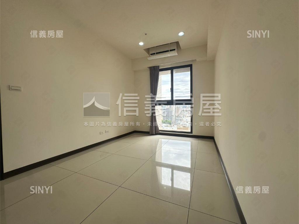 賦格律採光三房房屋室內格局與周邊環境