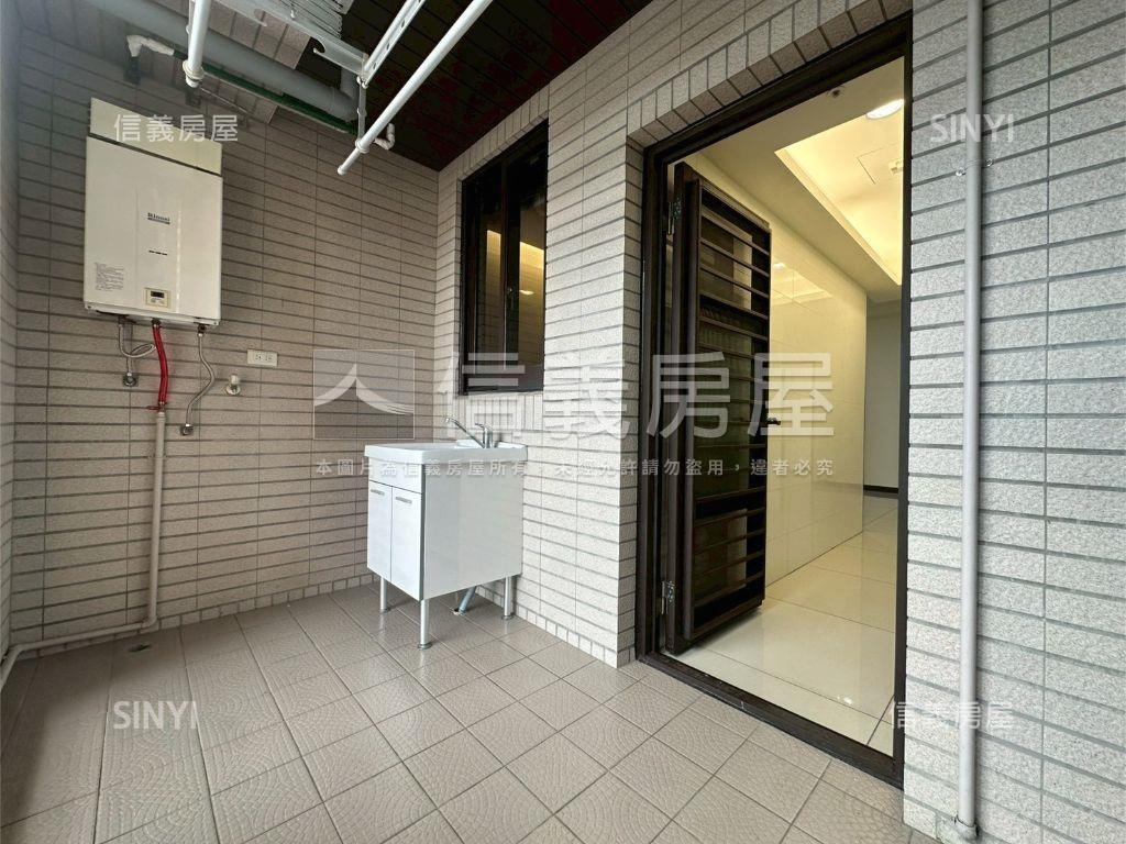 賦格律採光三房房屋室內格局與周邊環境