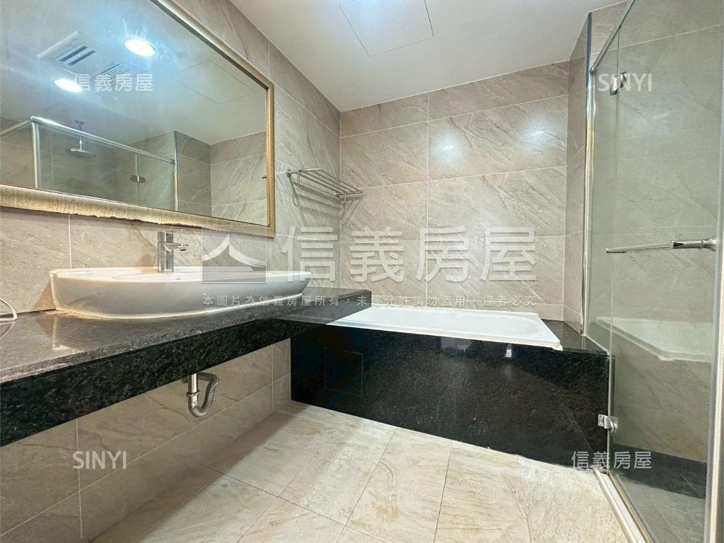 賦格律採光三房房屋室內格局與周邊環境