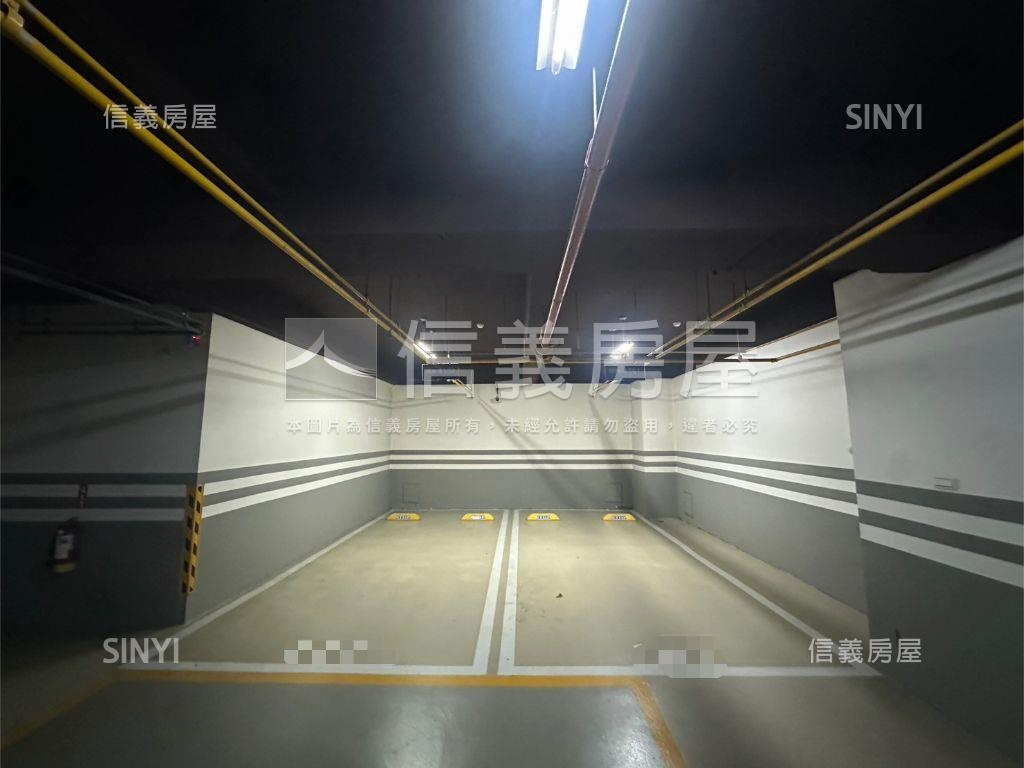 賦格律採光三房房屋室內格局與周邊環境