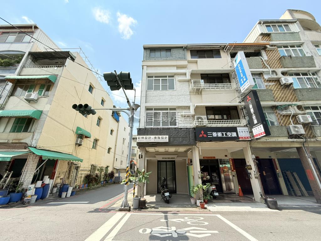 近萬家福正街邊間採光美透房屋室內格局與周邊環境