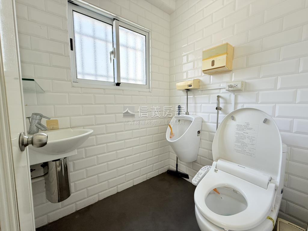 近萬家福正街邊間採光美透房屋室內格局與周邊環境