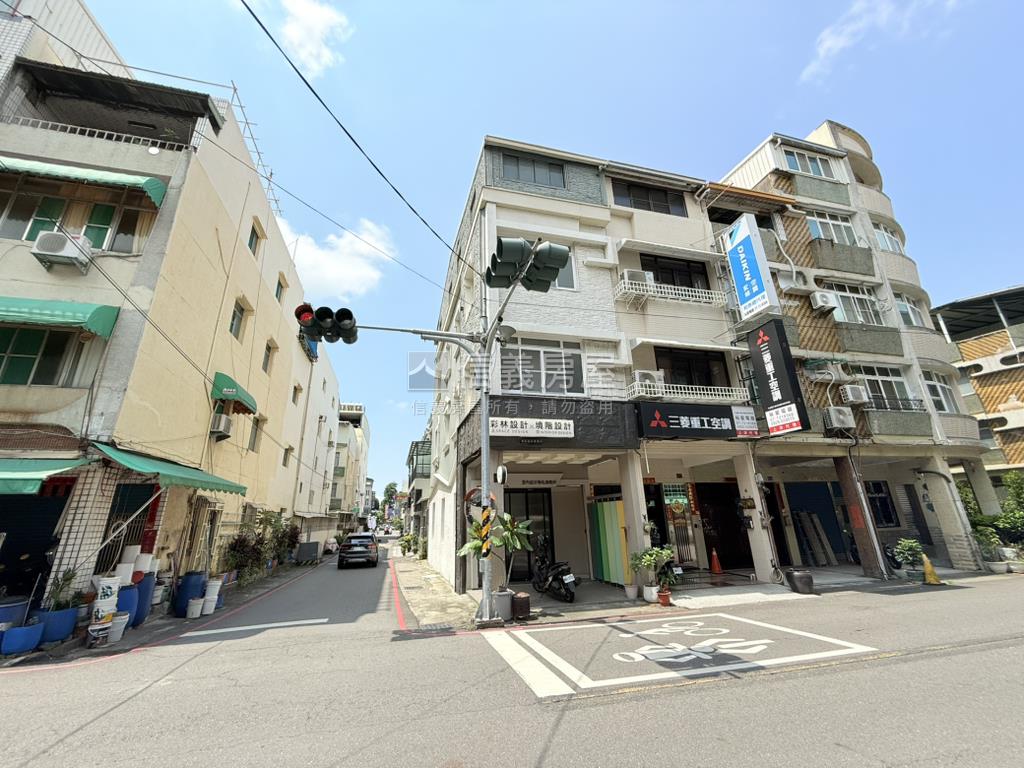 近萬家福正街邊間採光美透房屋室內格局與周邊環境