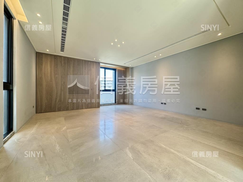 近樂購廣場火車站霸氣別墅房屋室內格局與周邊環境
