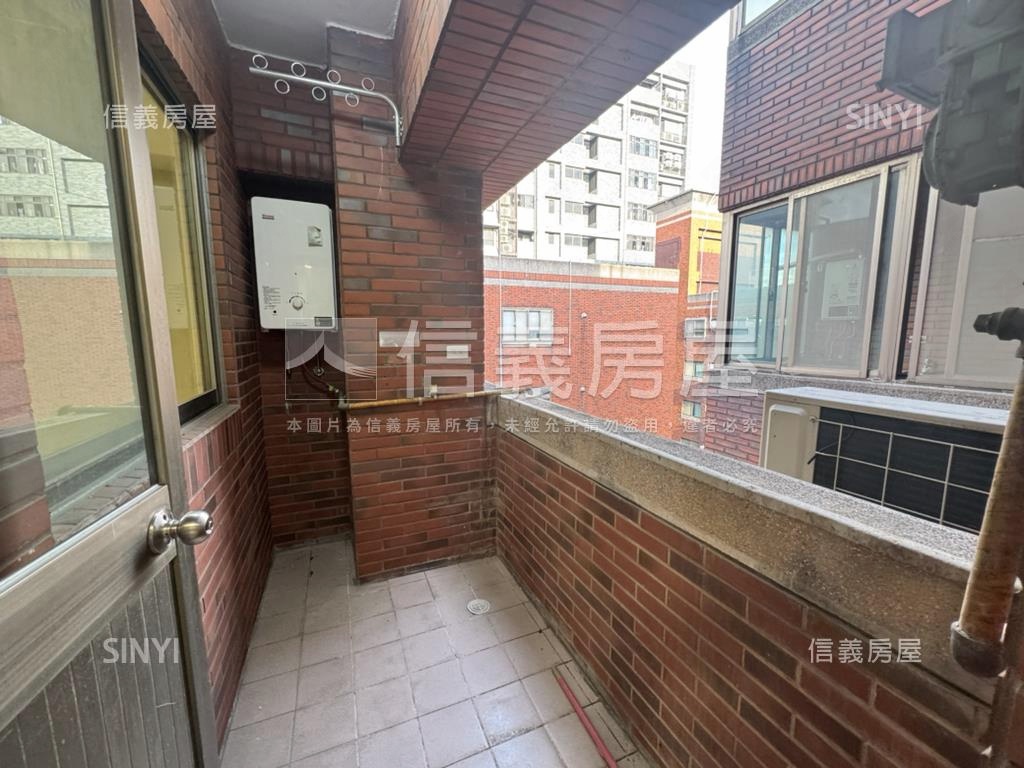 夏山如碧Ω滿福三房含車位房屋室內格局與周邊環境