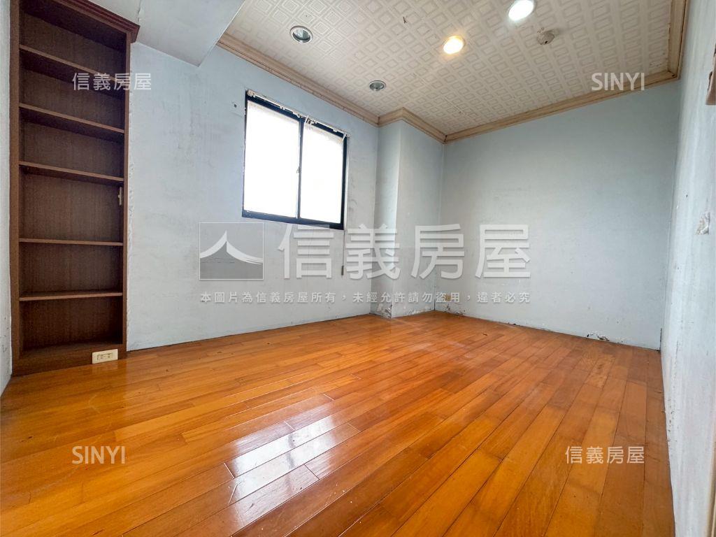 龍璽邊間大兩房房屋室內格局與周邊環境