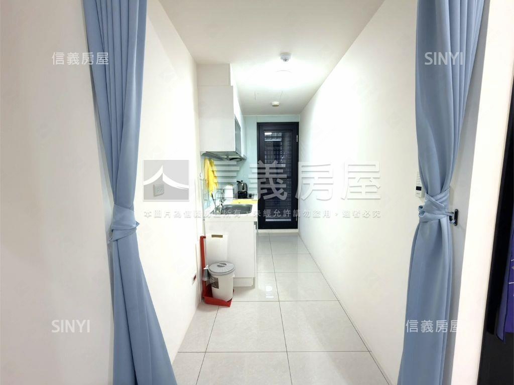 專風華露臺３房車位房屋室內格局與周邊環境