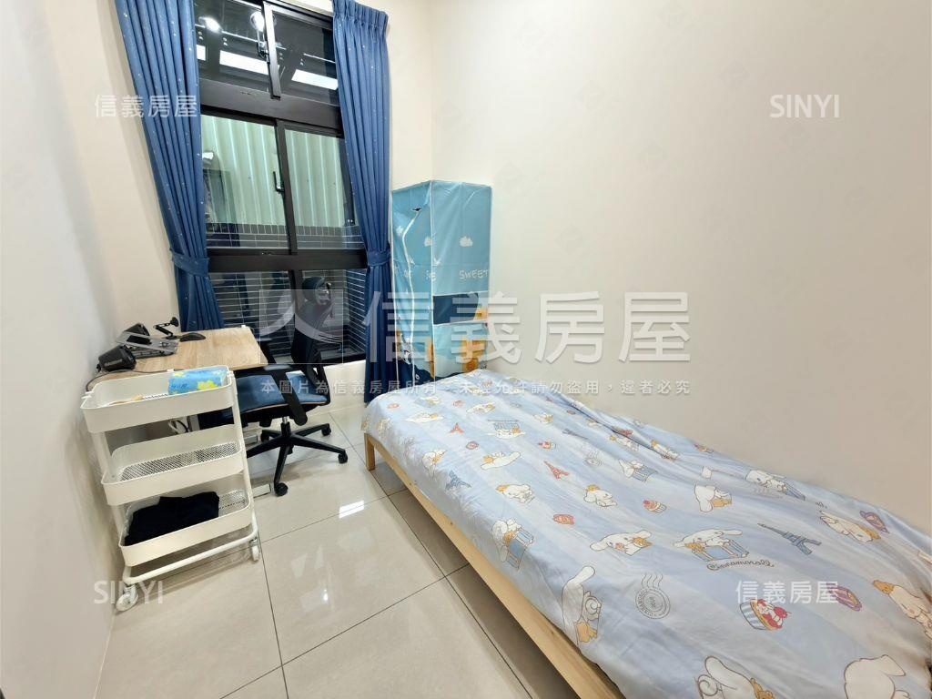 專風華露臺３房車位房屋室內格局與周邊環境