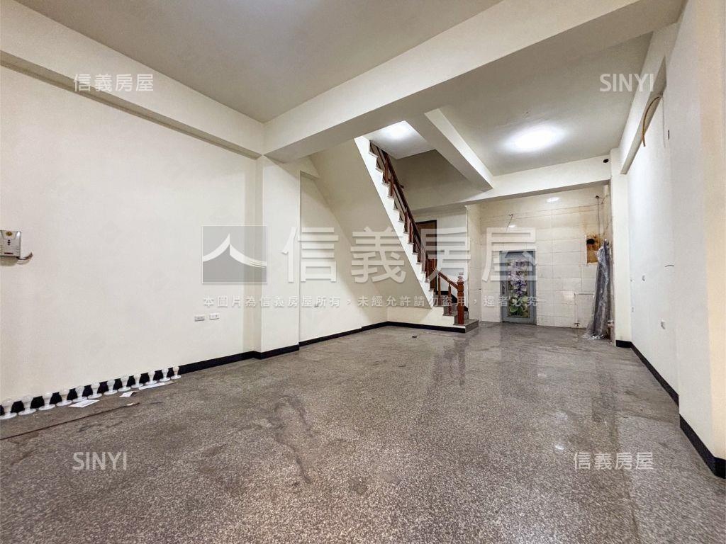 仁武仁勇路正路透天房屋室內格局與周邊環境