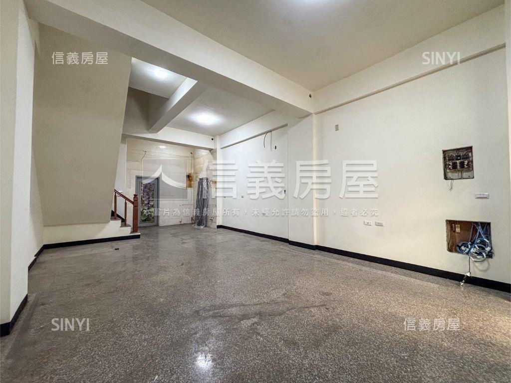 仁武仁勇路正路透天房屋室內格局與周邊環境