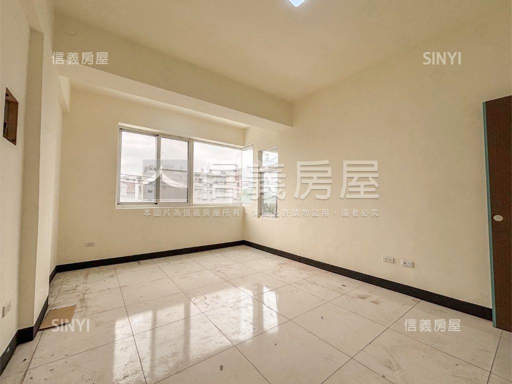 仁武仁勇路正路透天房屋室內格局與周邊環境