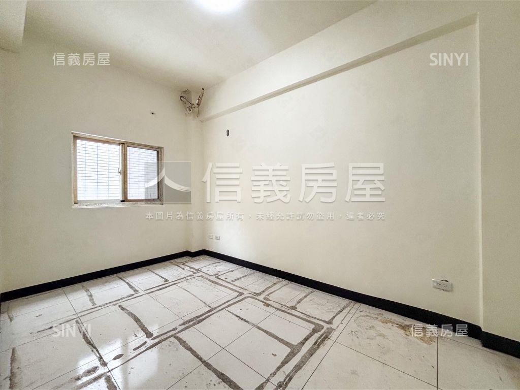 仁武仁勇路正路透天房屋室內格局與周邊環境