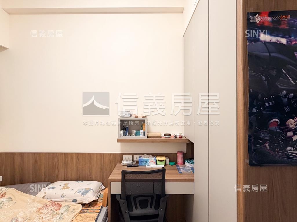 捷運旁雙衛浴開窗兩房車位房屋室內格局與周邊環境