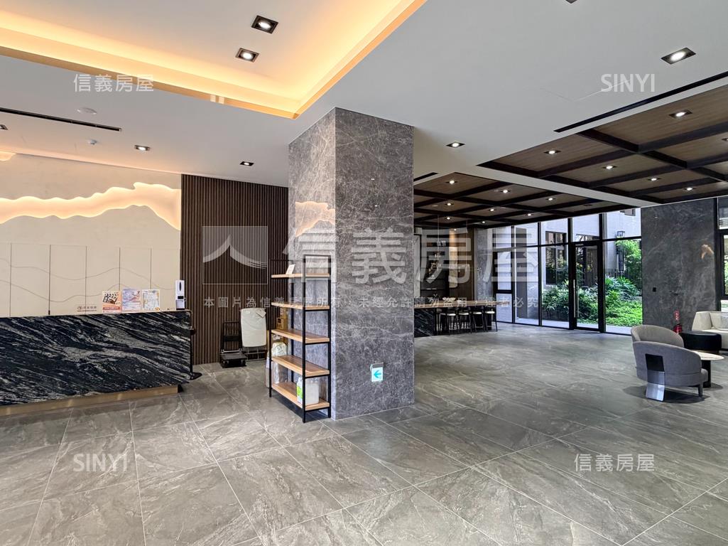 捷運旁雙衛浴開窗兩房車位房屋室內格局與周邊環境