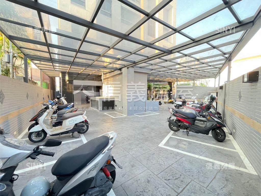 近未來巨蛋．朝南兩房平車房屋室內格局與周邊環境