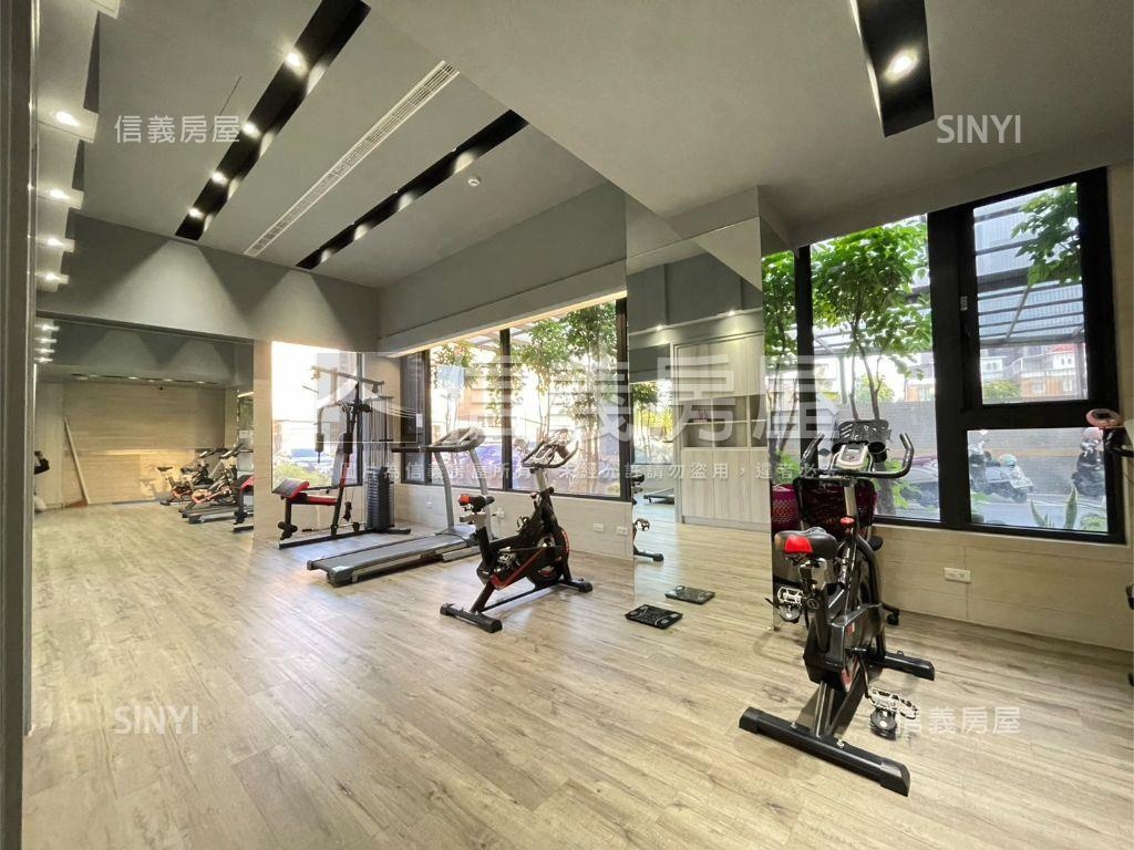 近未來巨蛋．朝南兩房平車房屋室內格局與周邊環境