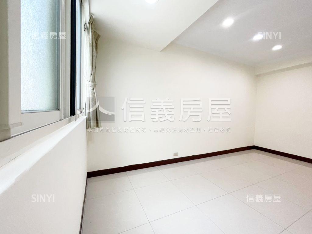 舒適美寓頂加房屋室內格局與周邊環境