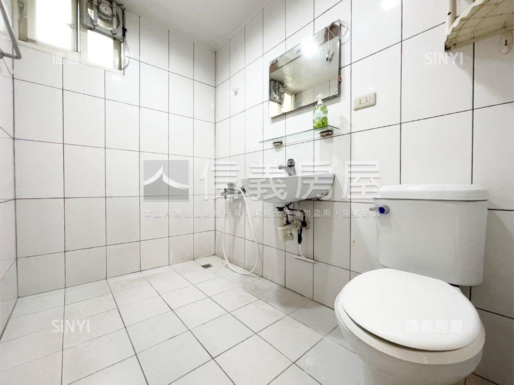 舒適美寓頂加房屋室內格局與周邊環境