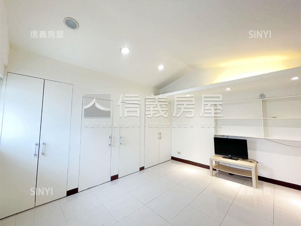 舒適美寓頂加房屋室內格局與周邊環境