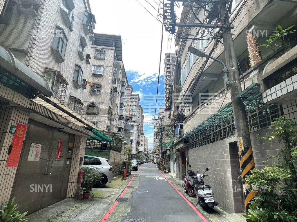 舒適美寓頂加房屋室內格局與周邊環境