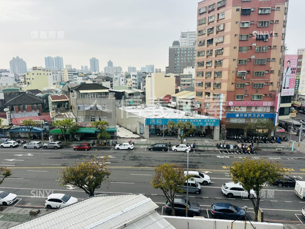 海安路輕屋齡電梯透天房屋室內格局與周邊環境