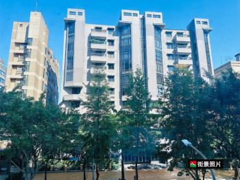 明水路稀有挑高美屋