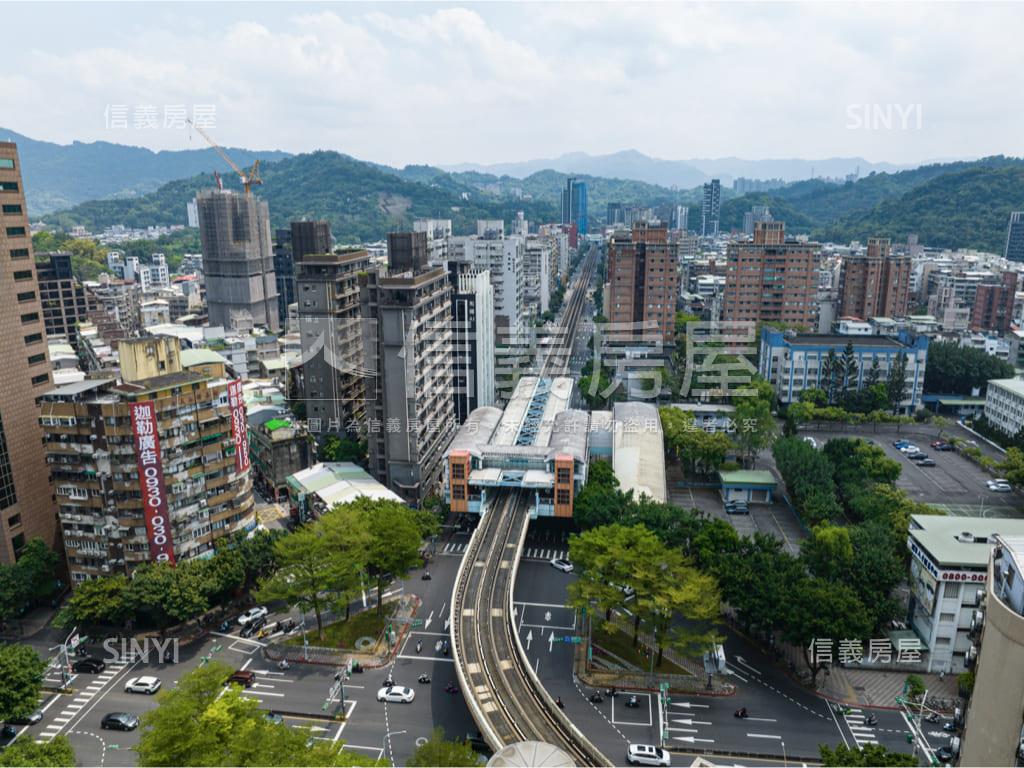 新濠信義精品套房房屋室內格局與周邊環境