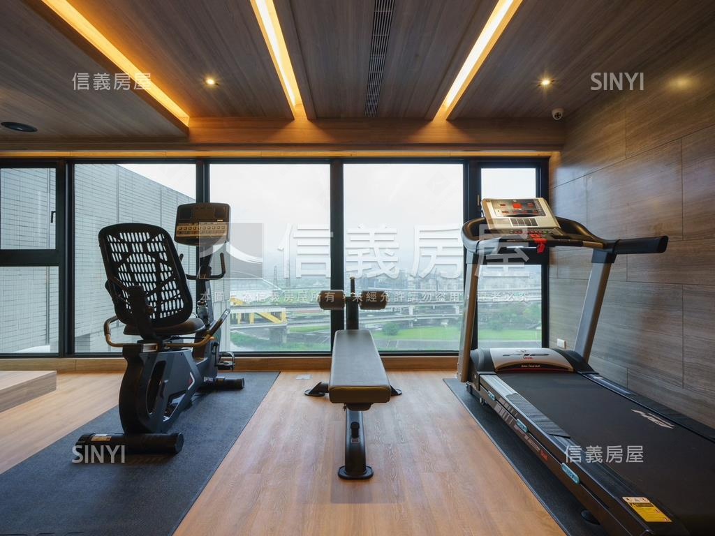 全新嘉磐１０１邊間兩房房屋室內格局與周邊環境