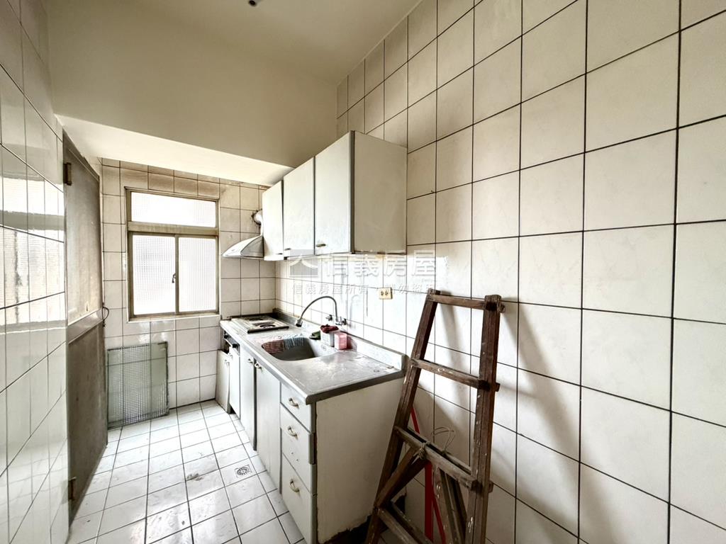 近桂林屋況佳‧採光正四房房屋室內格局與周邊環境