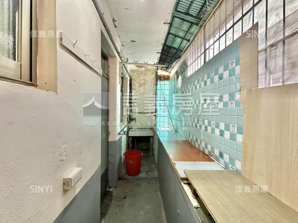 新站邊間三樓房屋室內格局與周邊環境
