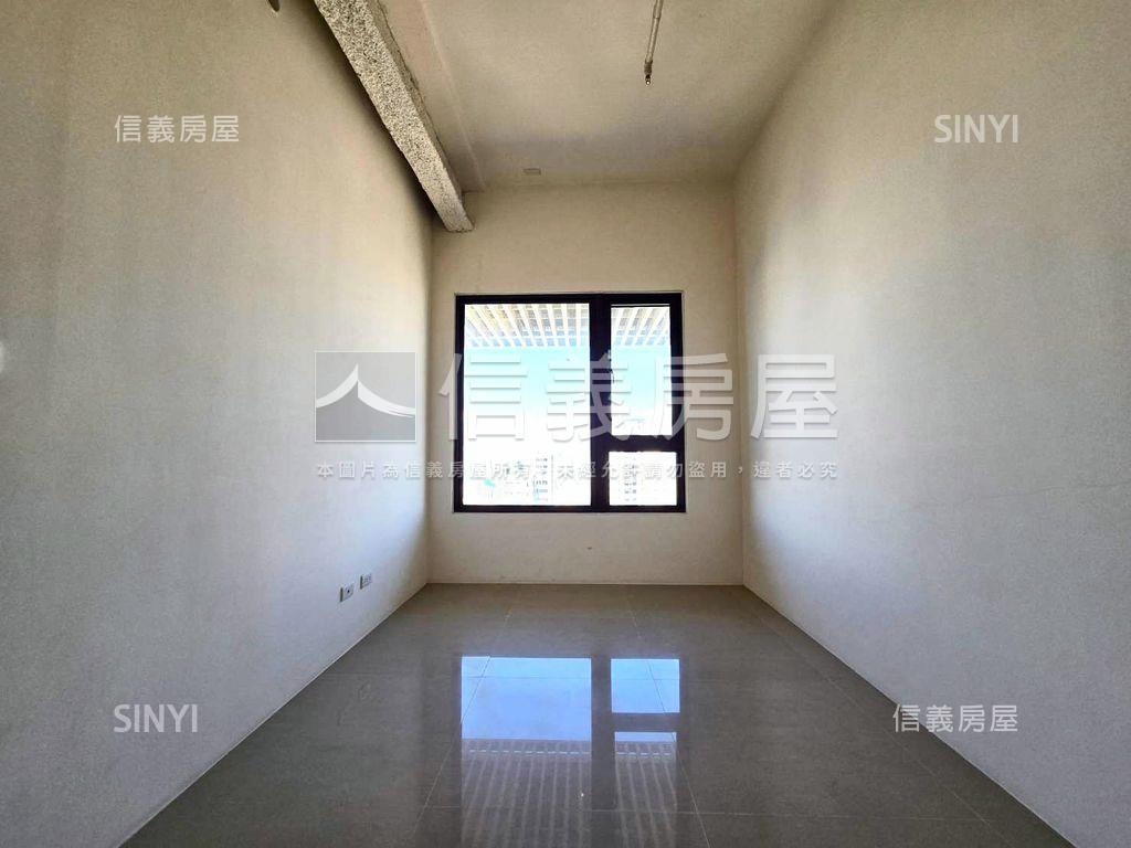 兆之丘極景樓中樓房屋室內格局與周邊環境