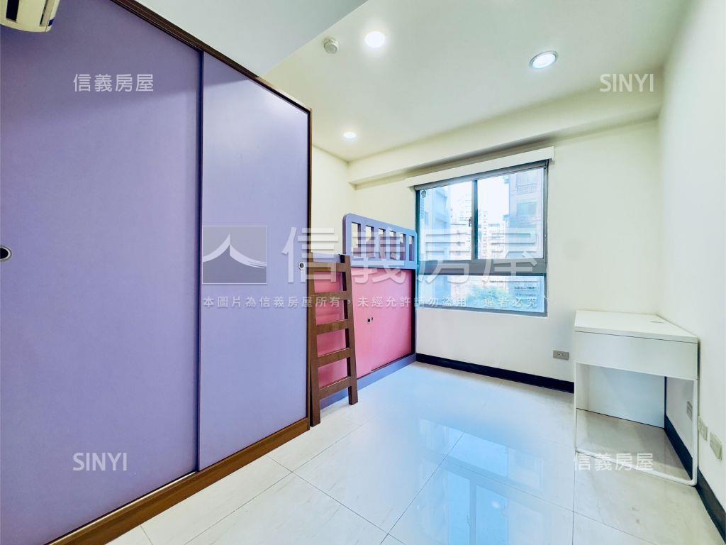 太平洋時代美三房坡平車位房屋室內格局與周邊環境