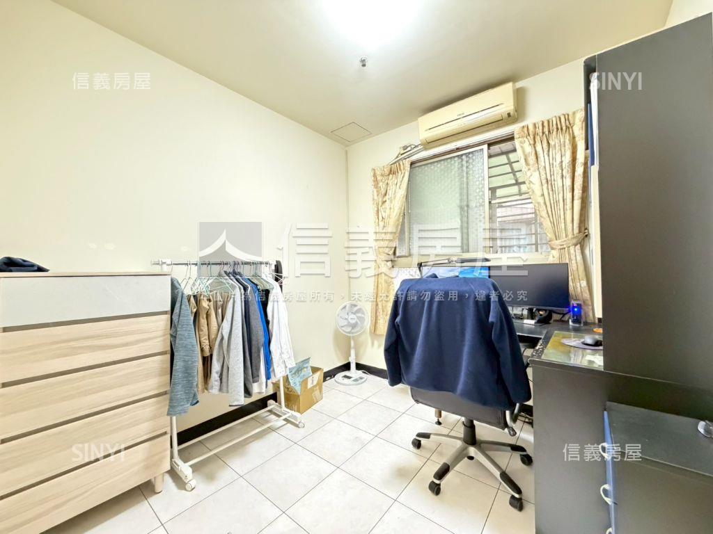 稀有城龍三房車位房屋室內格局與周邊環境