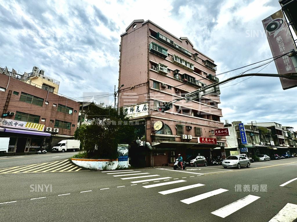 近天公壇顯眼正大馬路金店房屋室內格局與周邊環境