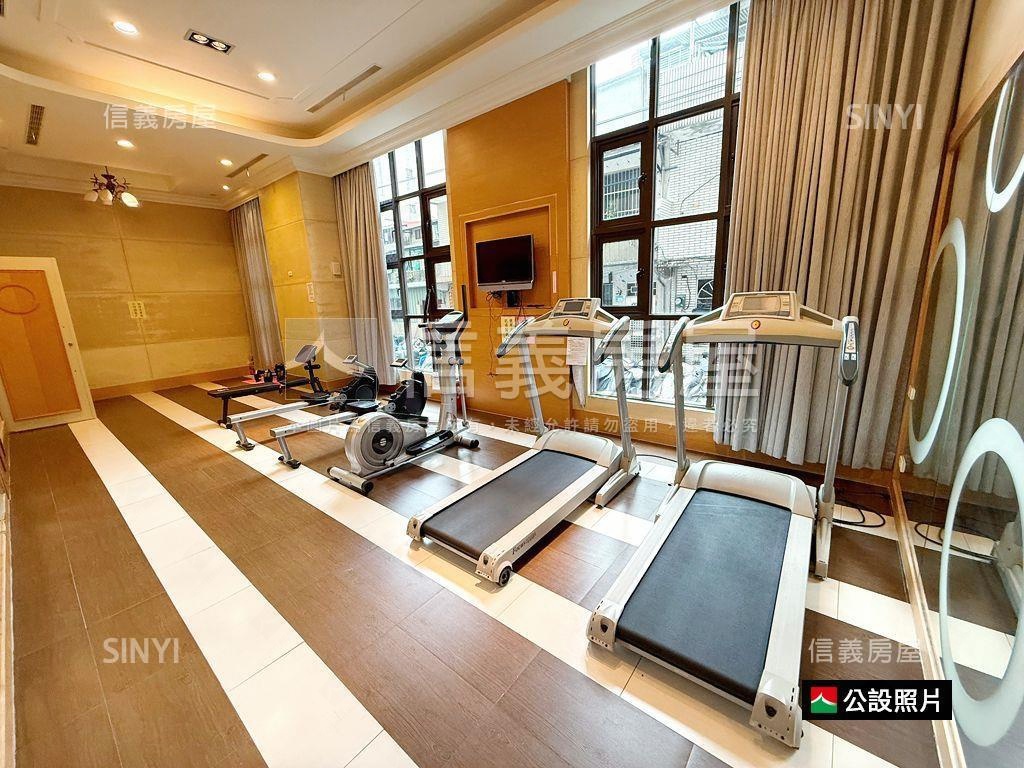 麗泉皇宮高樓電梯兩房房屋室內格局與周邊環境