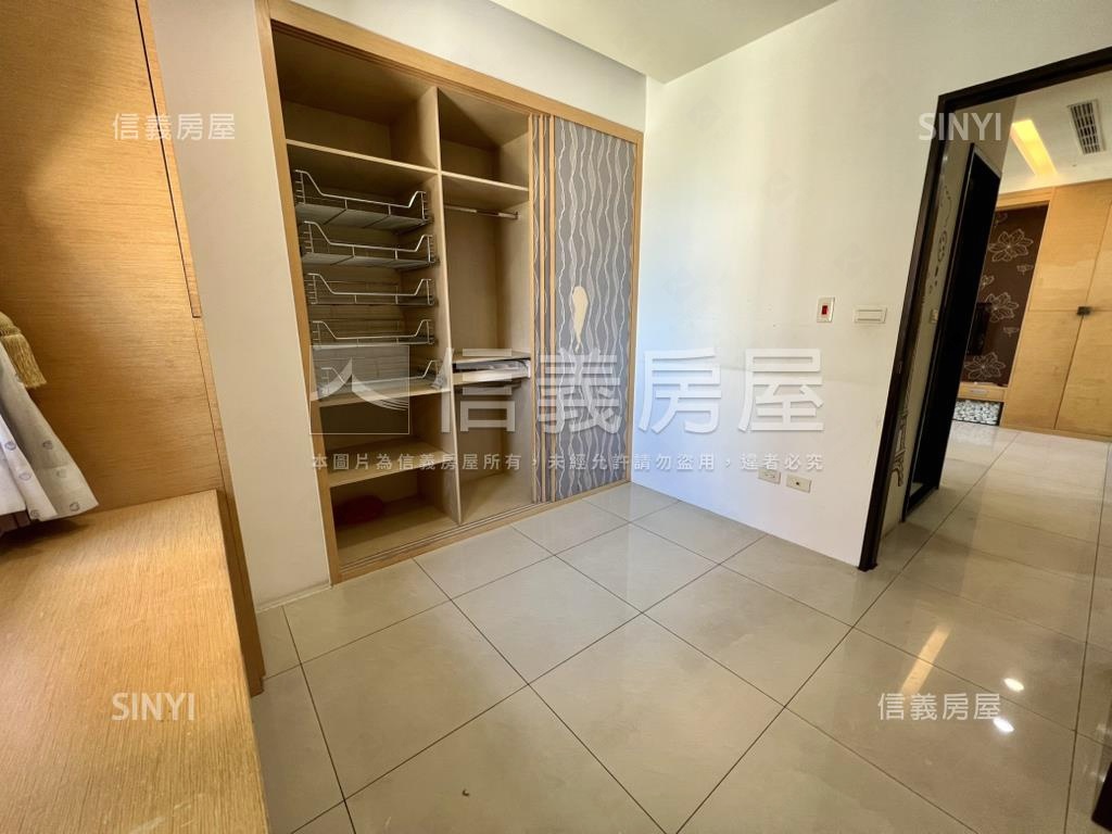 麗泉皇宮高樓電梯兩房房屋室內格局與周邊環境