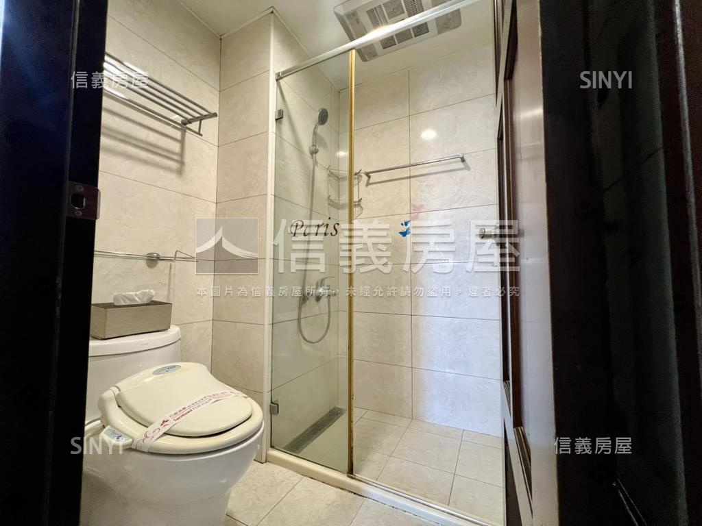 麗泉皇宮高樓電梯兩房房屋室內格局與周邊環境