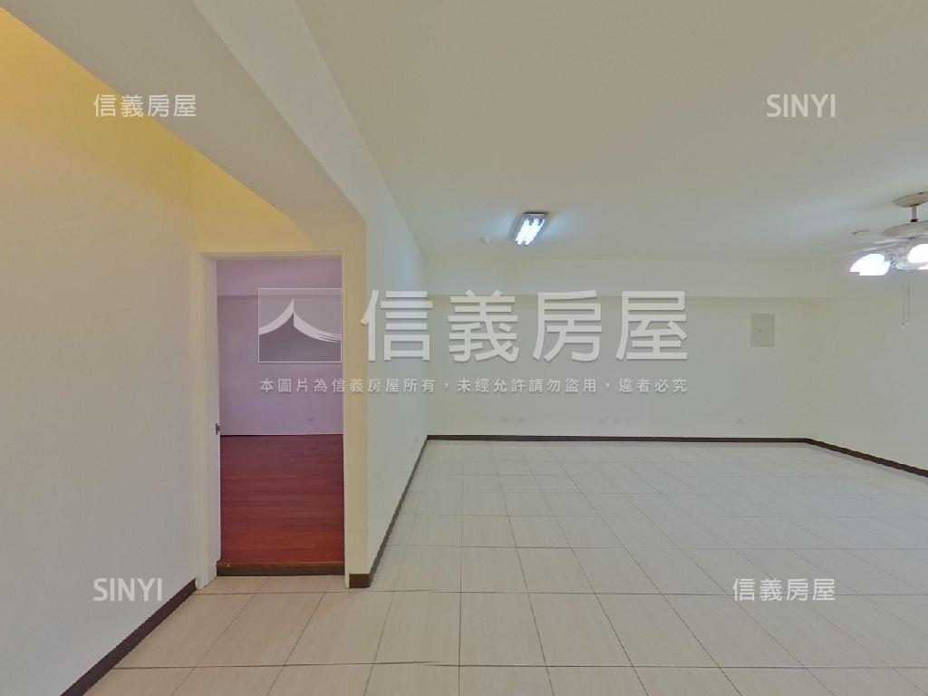近彰基四房有車位房屋室內格局與周邊環境
