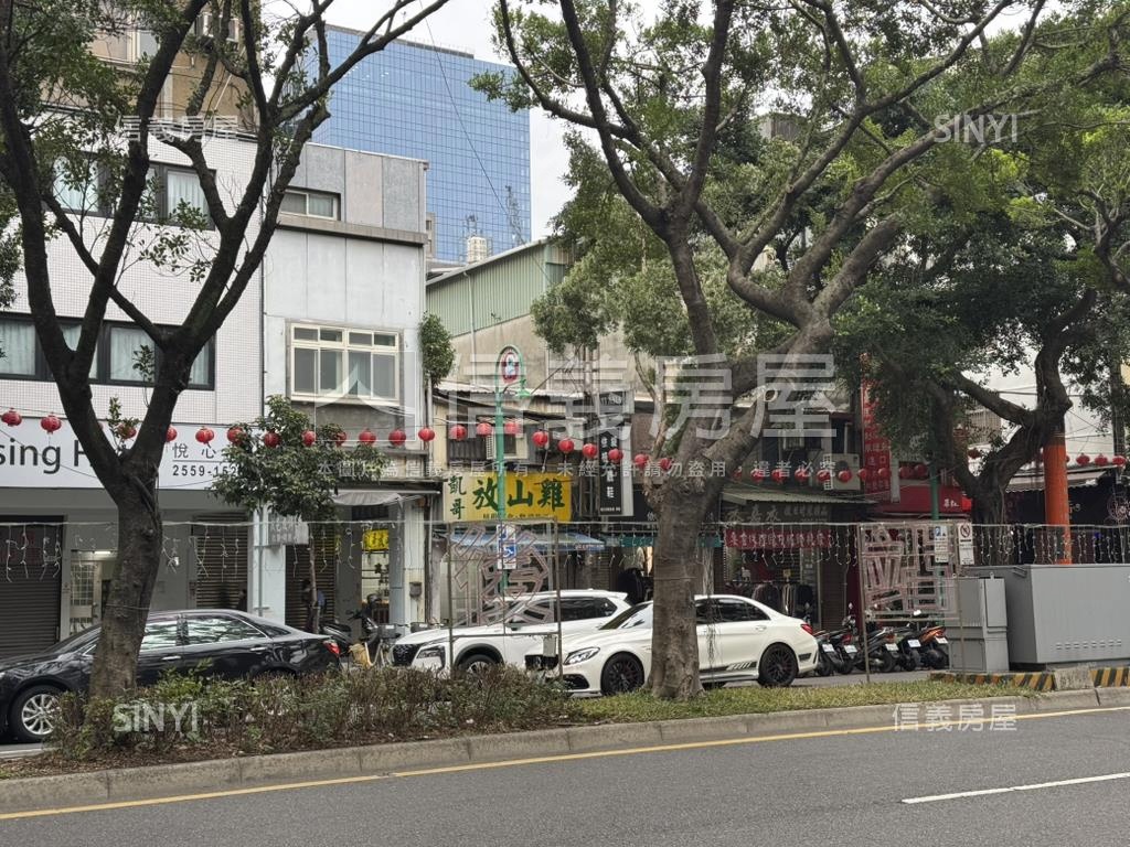 雙子星商三透天金店面房屋室內格局與周邊環境