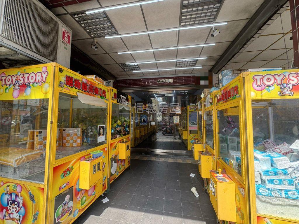 大東捷運前後出入正路透店房屋室內格局與周邊環境