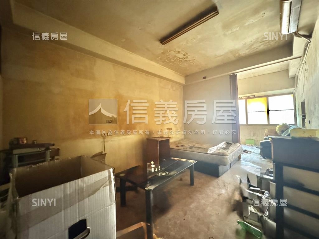 五福國中學區便宜成家透天房屋室內格局與周邊環境