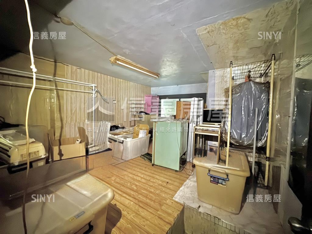 五福國中學區便宜成家透天房屋室內格局與周邊環境