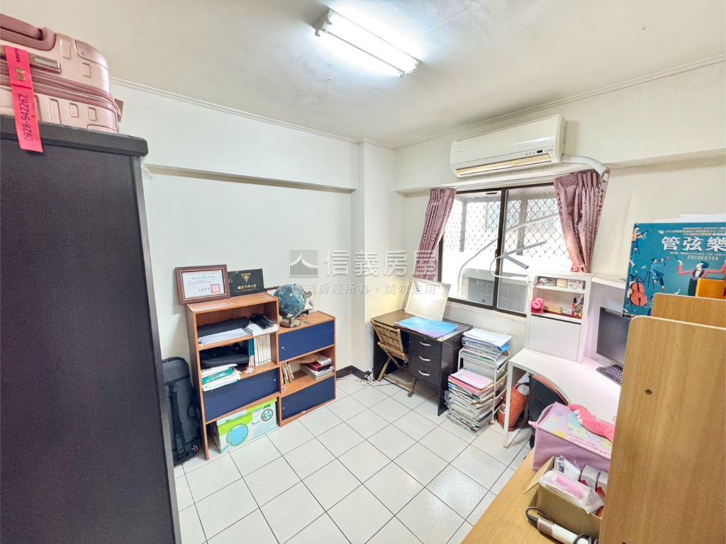 光榮國中小資成家３房房屋室內格局與周邊環境