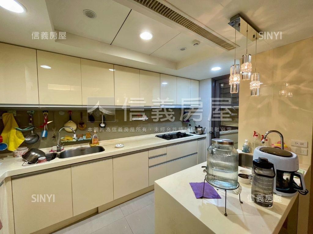 計畫區★花園綠意精緻裝潢房屋室內格局與周邊環境