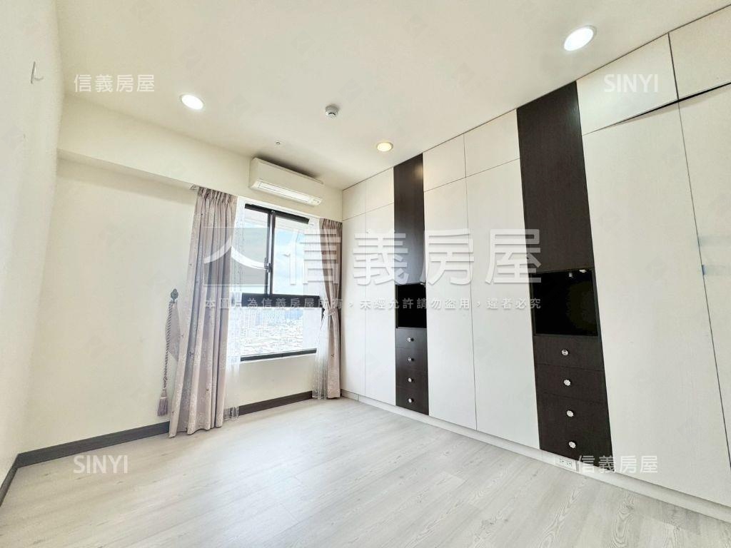 國泰上品硯雙平車豪邸房屋室內格局與周邊環境